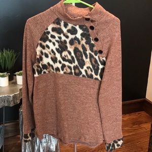 White Birch Leopard/Cheetah Sweater